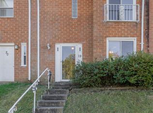 19 Oak Dr, Stafford, VA