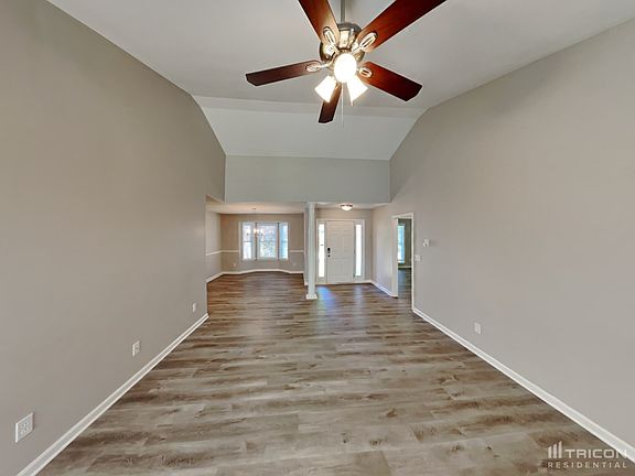 3rd image of 501 Brushy Creek Dr