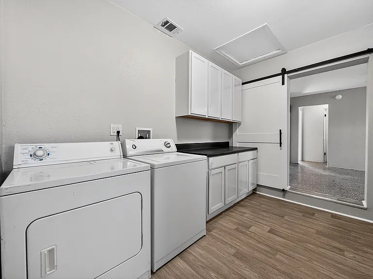 510 Barrow Ave — Photo 14