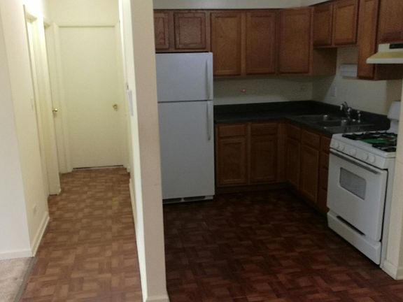 5th image of 830 Westmoreland Dr APT 2