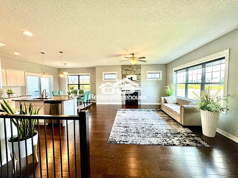 602 SW Magazine Rd — Photo 17