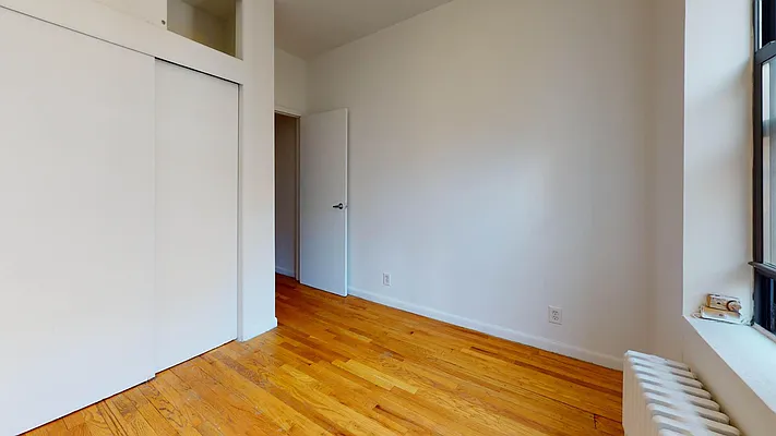 Rented by Bond New York | media 15