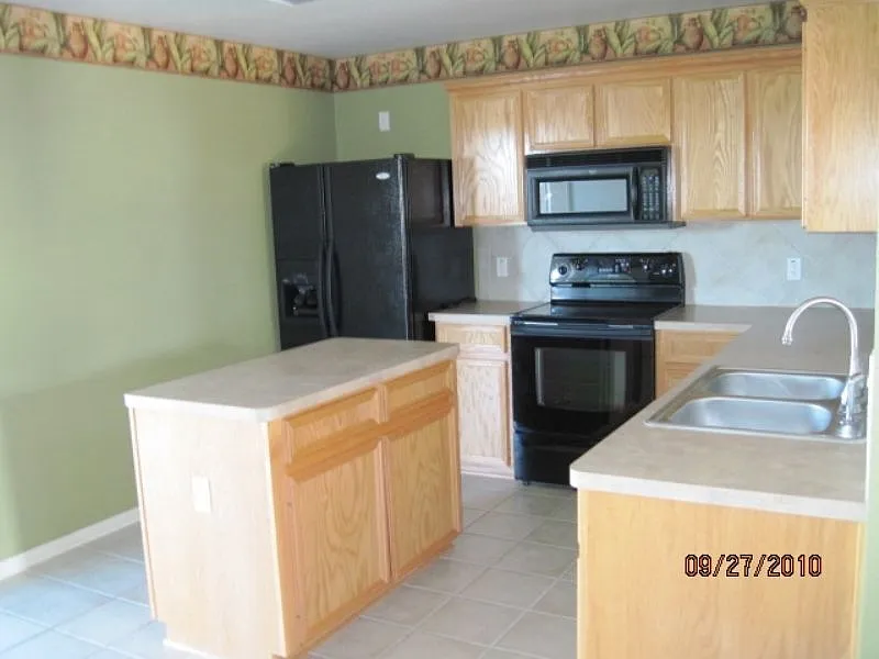 2205 Napier Dr. Killeen, Tx. 76542 — Photo 2