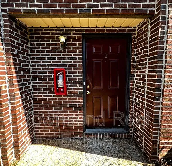 1005-2 Ancestry Dr — Photo 22
