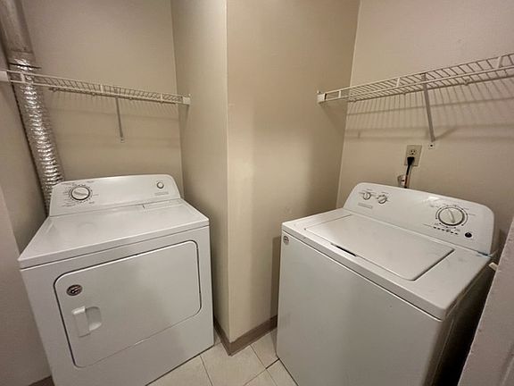 3rd image of 5630 Aspen Dr #E