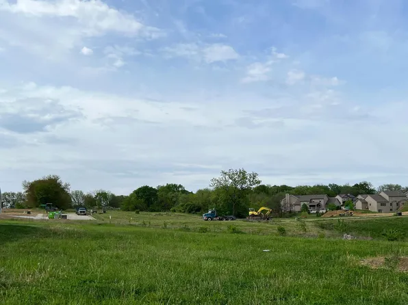 6401 W Callahan Ct, Edwards, IL 61528