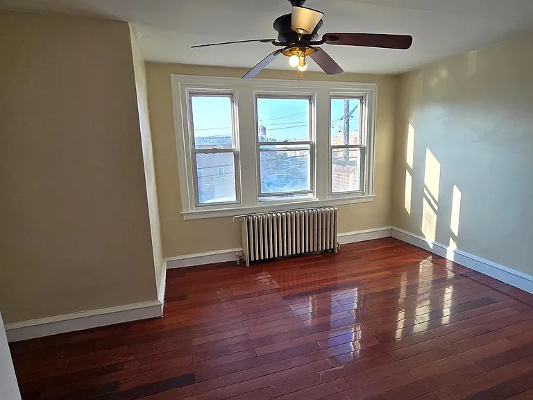 5215 Tabor Rd — Photo 12