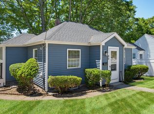 88 Deforest St, Hyde Park, MA 02136