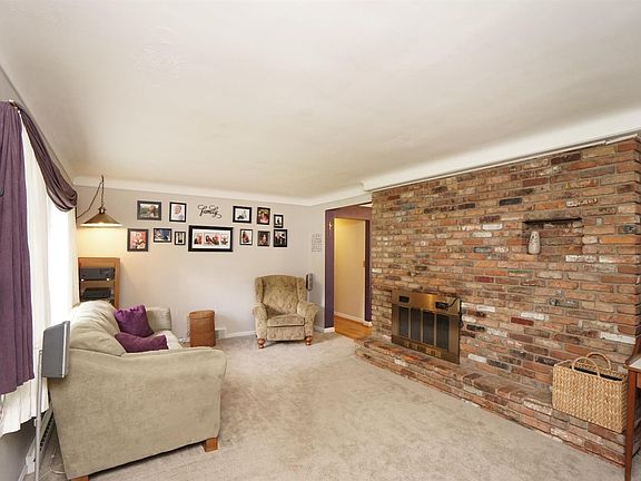 2nd image of 11619 Woodwind Dr