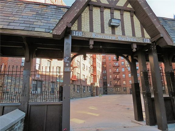 2nd image of 110 Highland Ave APT 3