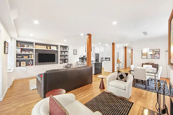 Rented by Tabak Real Estate | media 17