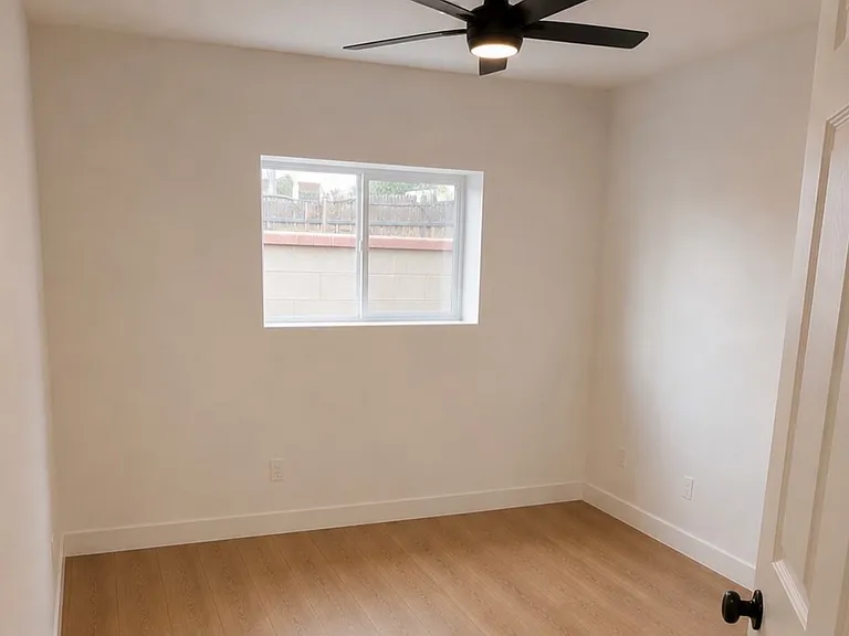 1408 Walter St SE — Photo 9