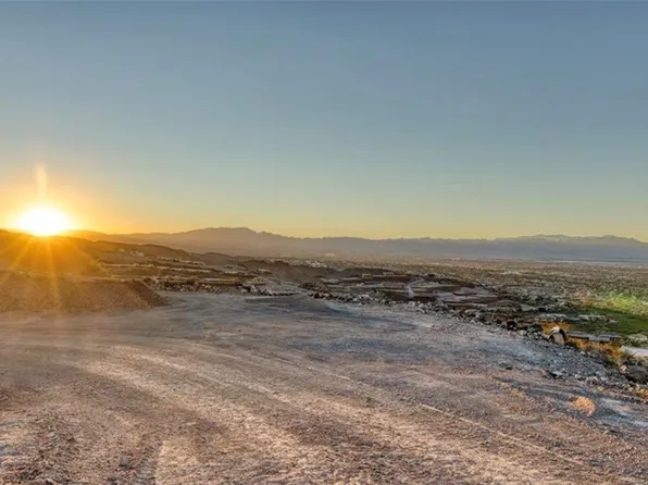 643 Alpine Summit Dr, Henderson, NV 89012