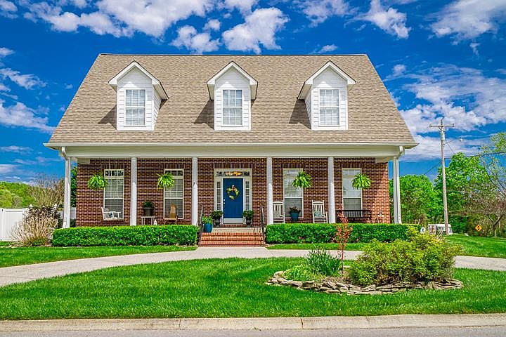 1st image of 103 Eighteen Grand Dr