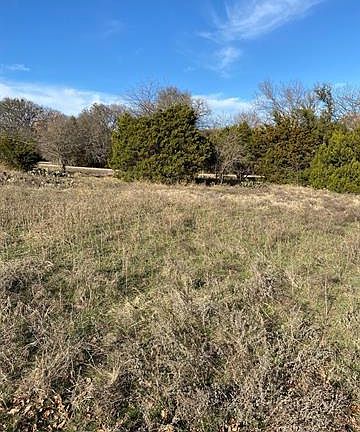 3rd image of 14021 Sandy Oaks Dr