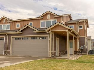 2721 28th St W, Williston, ND 58801