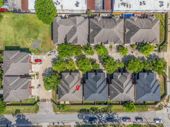 5227 Brinkman Ct, Houston, TX 77091