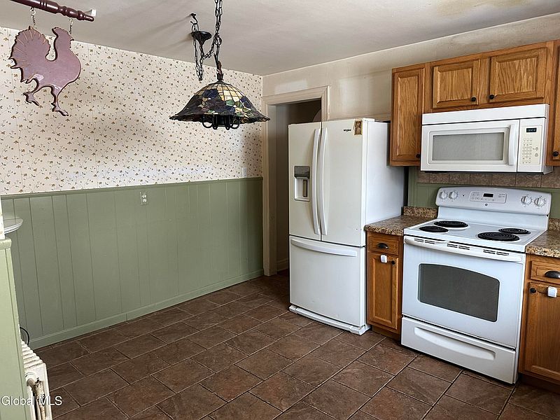 5th image of 1710 Norfolk Avenue