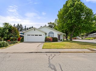 1113 Wylie Ln, Grants Pass, OR 97527