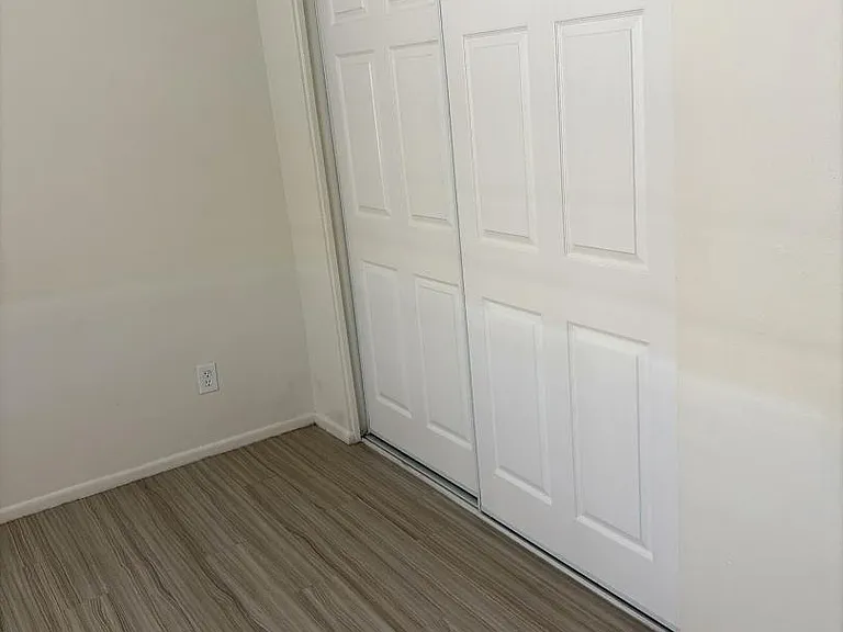 Unit Photo
