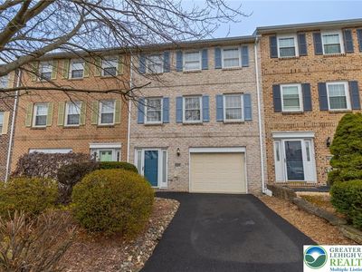 1049 Barnside Rd, Allentown, PA, 18103