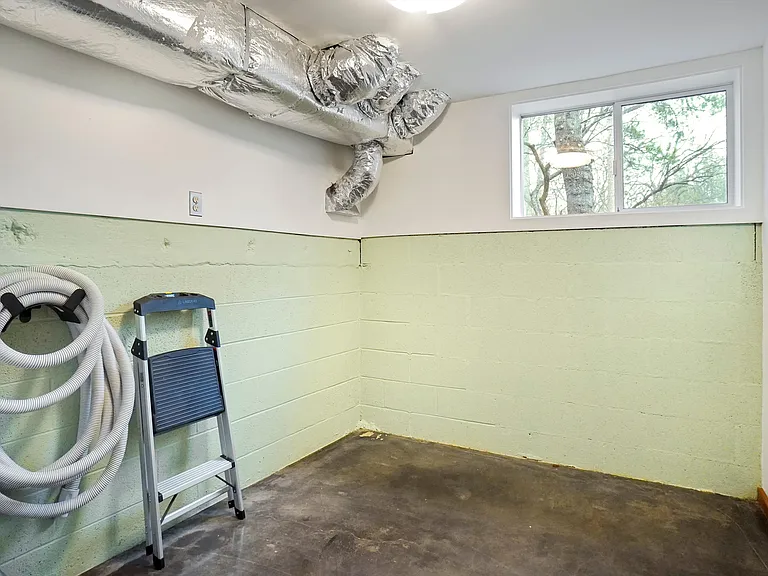 1403 Kendolph Dr — Photo 23