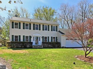 1100 Iron Ridge Ct, Herndon, VA 20170