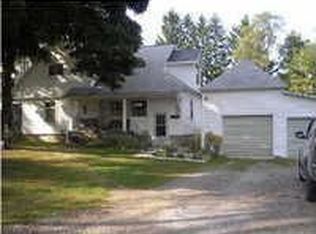 9097 SW Greenville Rd, Greenville, MI 48838