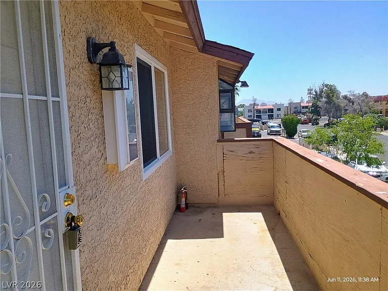 6228 Ilanos Ln #C — Photo 16