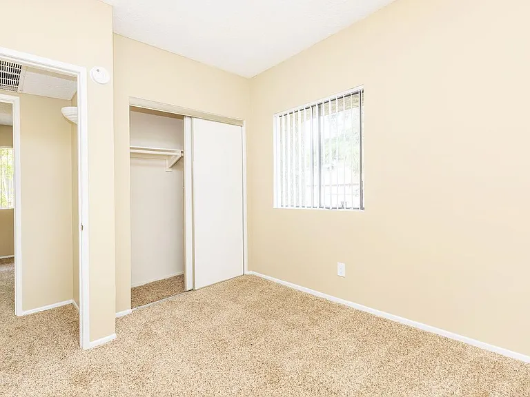 Heritage Park Alta Loma 55+ — Photo 47