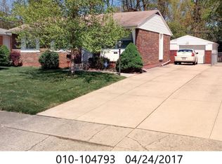 810 Strimple Ave, Columbus, OH 43229