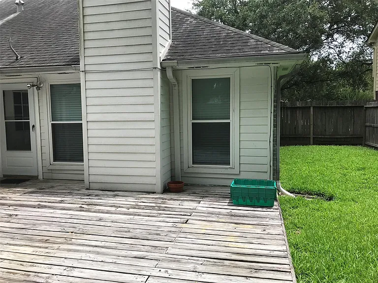 2318 Pheasant Creek Dr — Photo 9