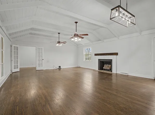 107 Cherry St, Centerville, TN 37033