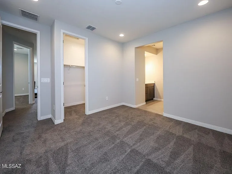 11846 N Silver Village Pl — Photo 38