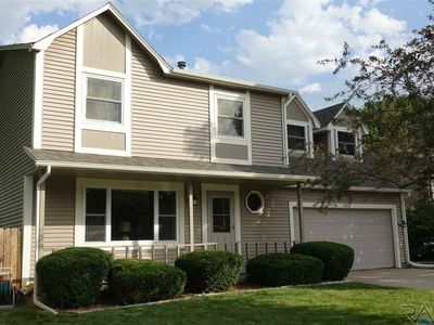 4312 E Del Mar Cir, Sioux Falls, SD, 57103