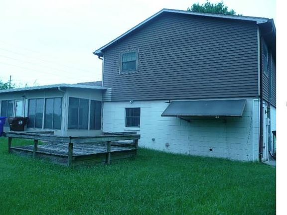 5th image of 1920 W Donegan Ave