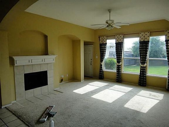 5th image of 523 Branchwood Dr