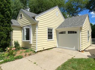 3044 S 54th St, Milwaukee, WI 53219