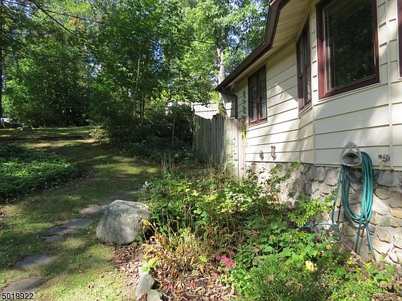4th image of 17 Alturas Rd