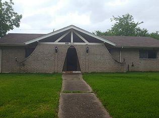 3201 Longwood Dr, Pasadena, TX 77503