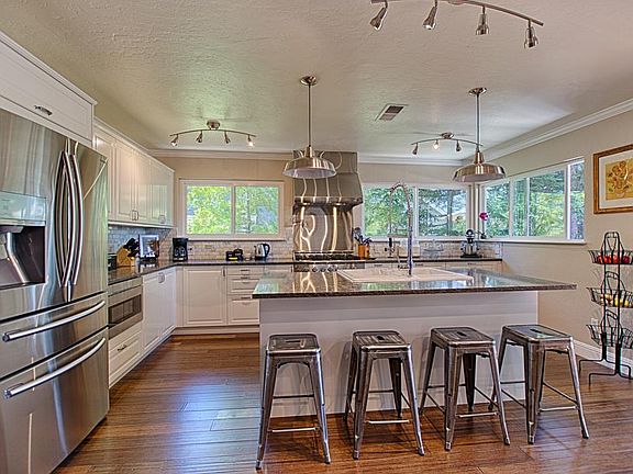 4th image of 111 Burlwood Dr