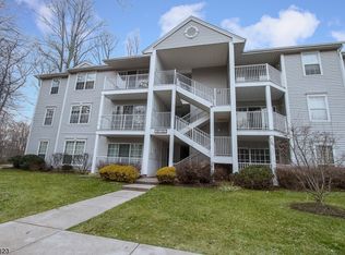 161 Rachel Ct #4301, Franklin Park, NJ 08823