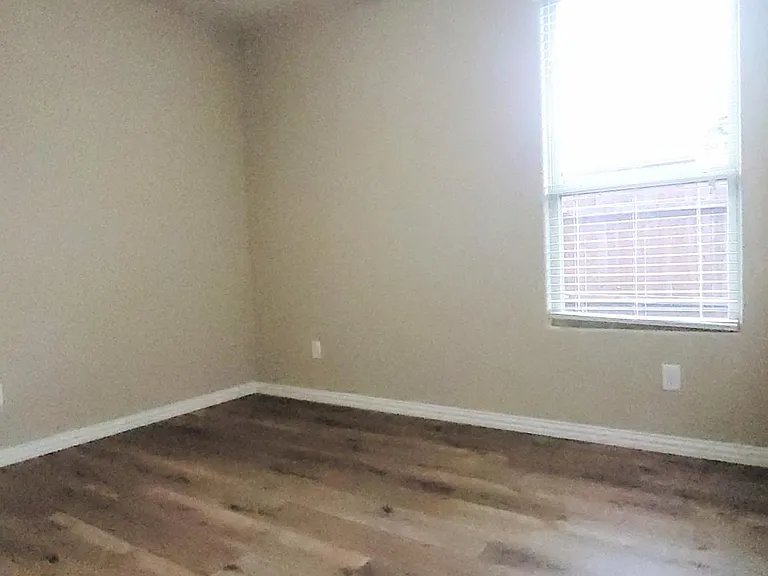 1716 Jacona Trl — Photo 18