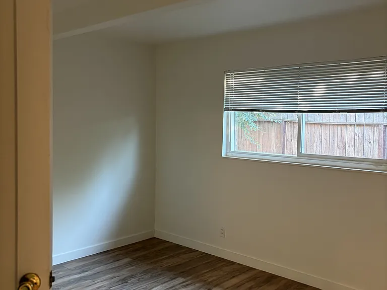 28 Mermaid Ct — Photo 15