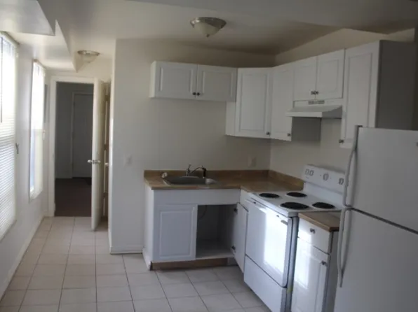 1108 N Bond St, Baltimore, MD 21213