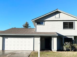 943 Sunwood Way, Sacramento, CA 95831