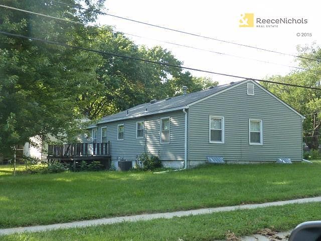 2nd image of 5701 W 70th St