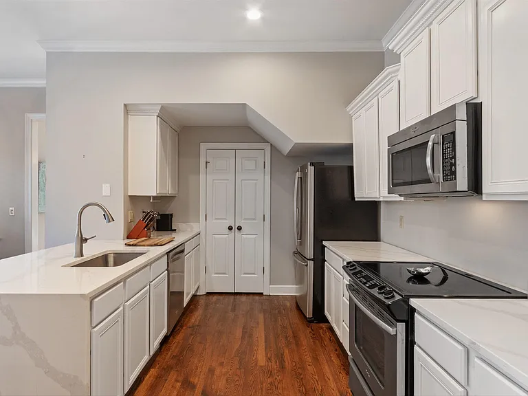 948 River Breeze Dr — Photo 12