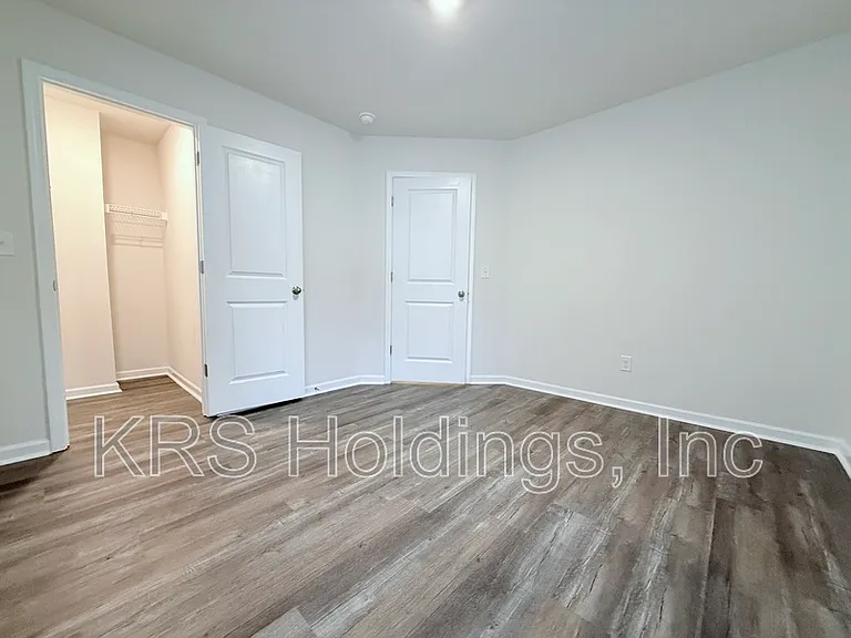4136 Trevino Dr — Photo 21