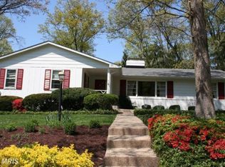 8 Saint Ives Dr, Severna Park, MD 21146